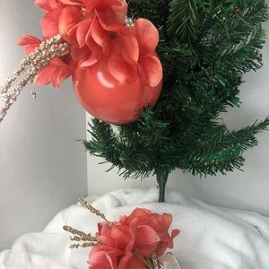 Holiday Elegance by Wanda